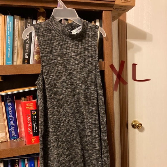 Long dress - Picture 1 of 1